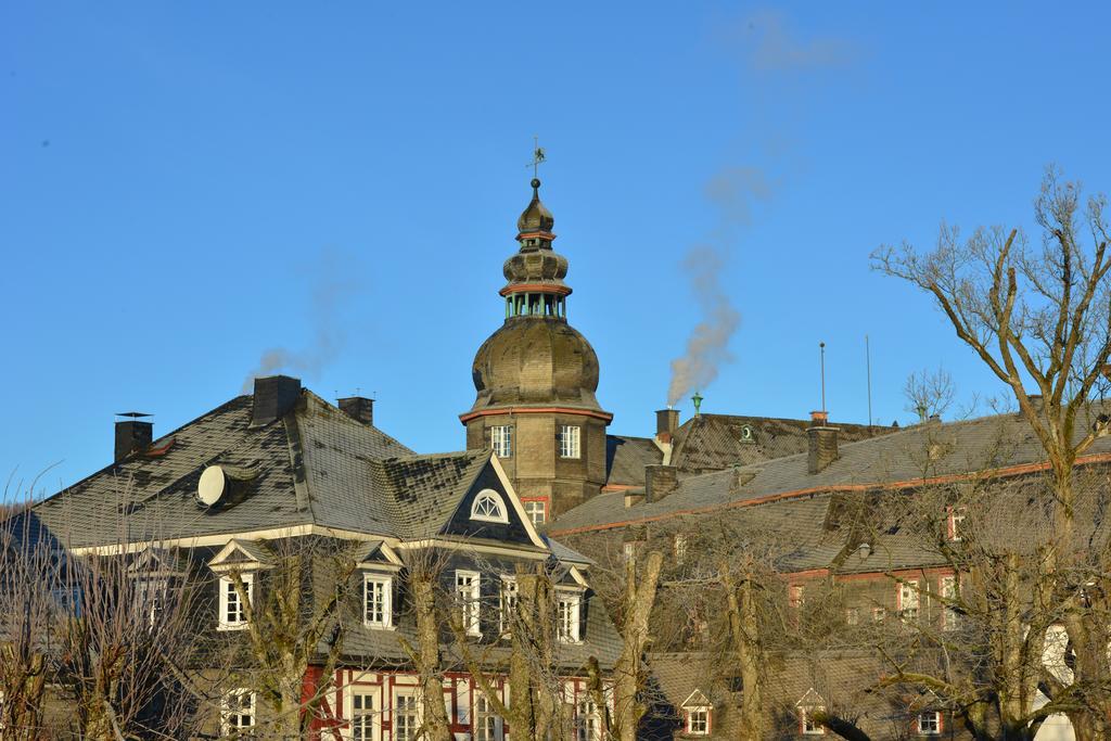 Hotel Fliegendes Klassenzimmer Bad Berleburg Exterior foto